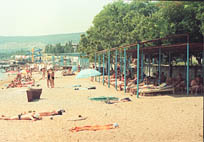 Лечебный пляж санатория "Восход" июль Феодосия